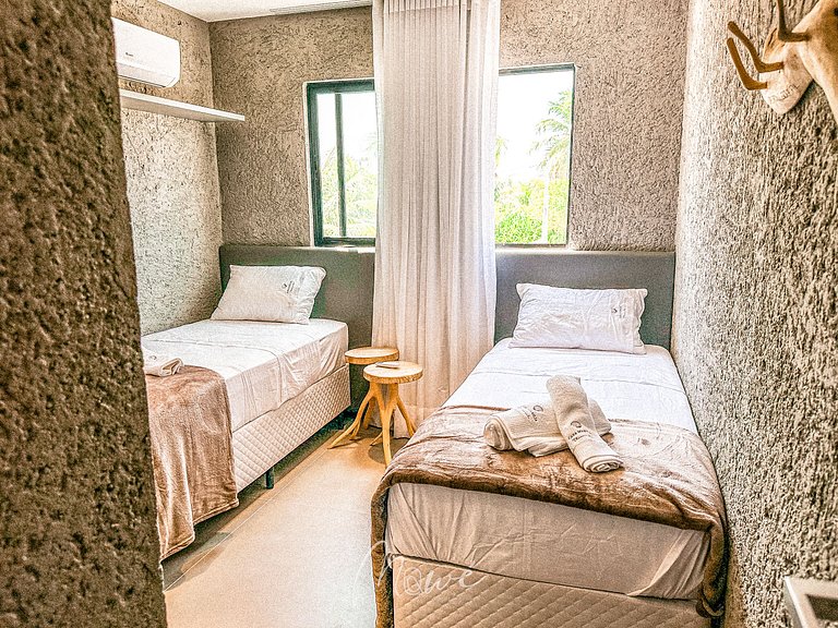 Casa Exclusiva com piscina privativa - SAT102