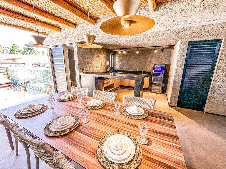 Casa Exclusiva com piscina privativa - SAT102